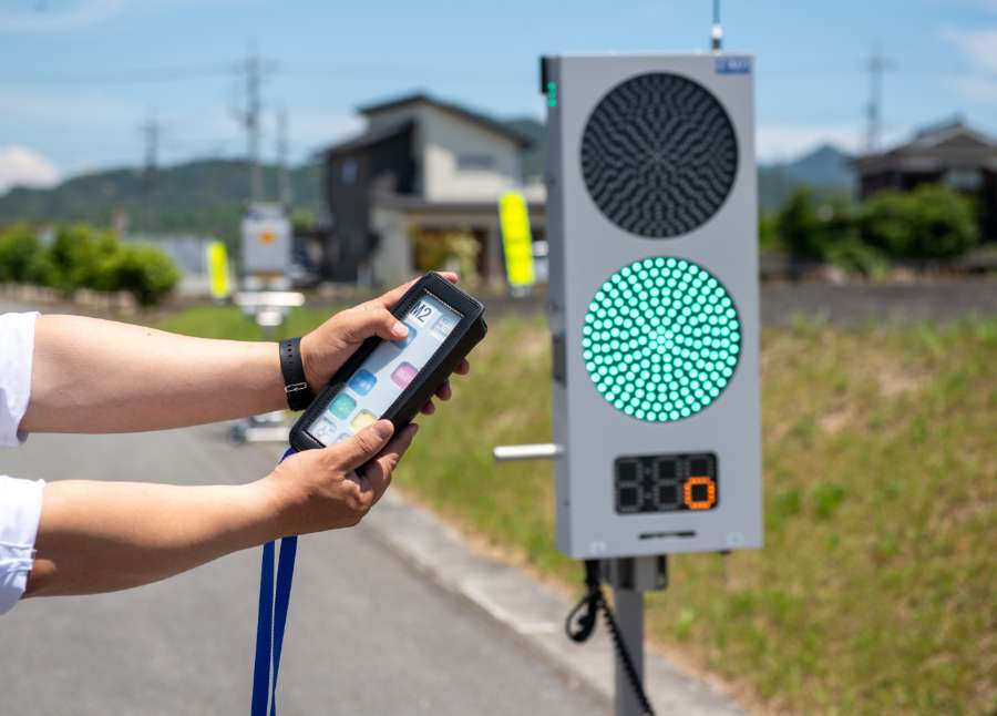 SINシステム（無線式信号機）